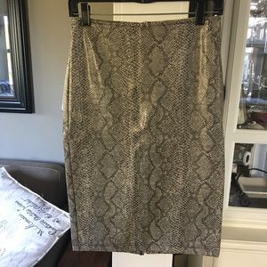 XOXO HOT💋shiny snake print slim pencil skirt